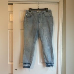 JUDY BLUE MID-RISE SKINNY TIE DYE & RELEASE HEM